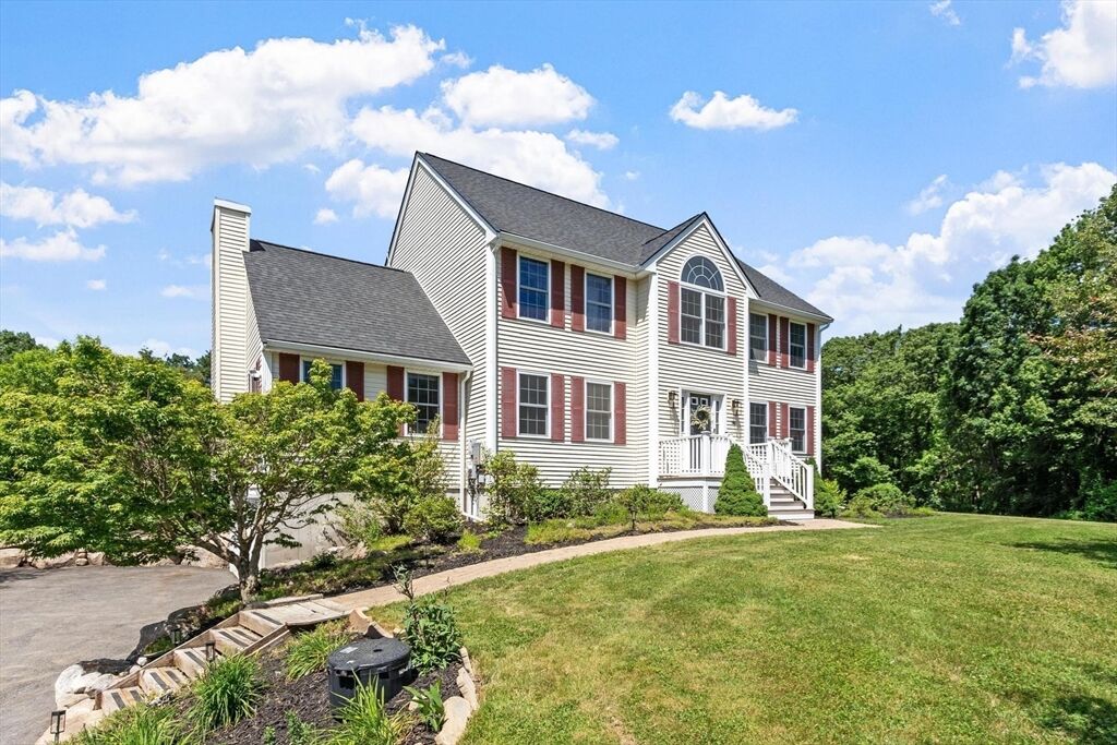 Property Photo: 98 N End Rd MA 01469
