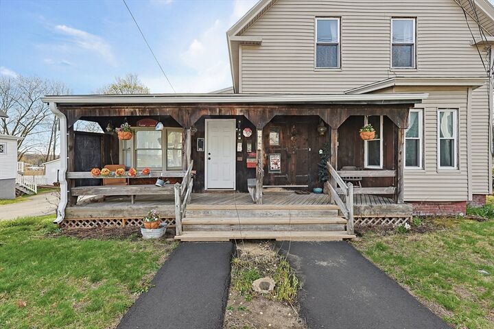 Property Photo:  339 Chestnut Street  MA 01440 