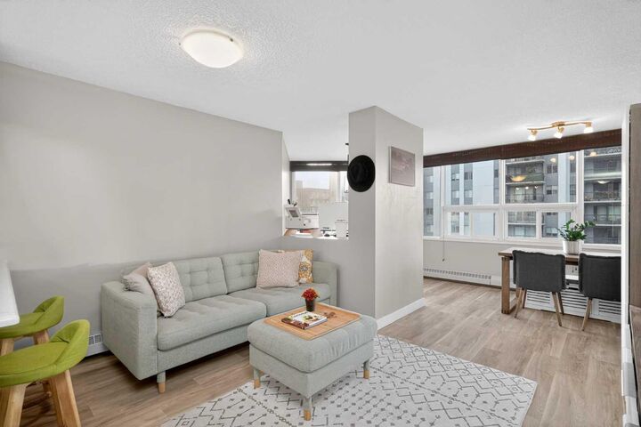 Property Photo:  626 15 Avenue SW 402  AB T2R 0R5 