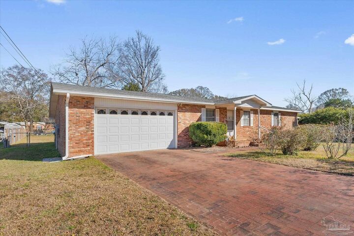Property Photo:  8710 Frieston Ave  FL 32534 