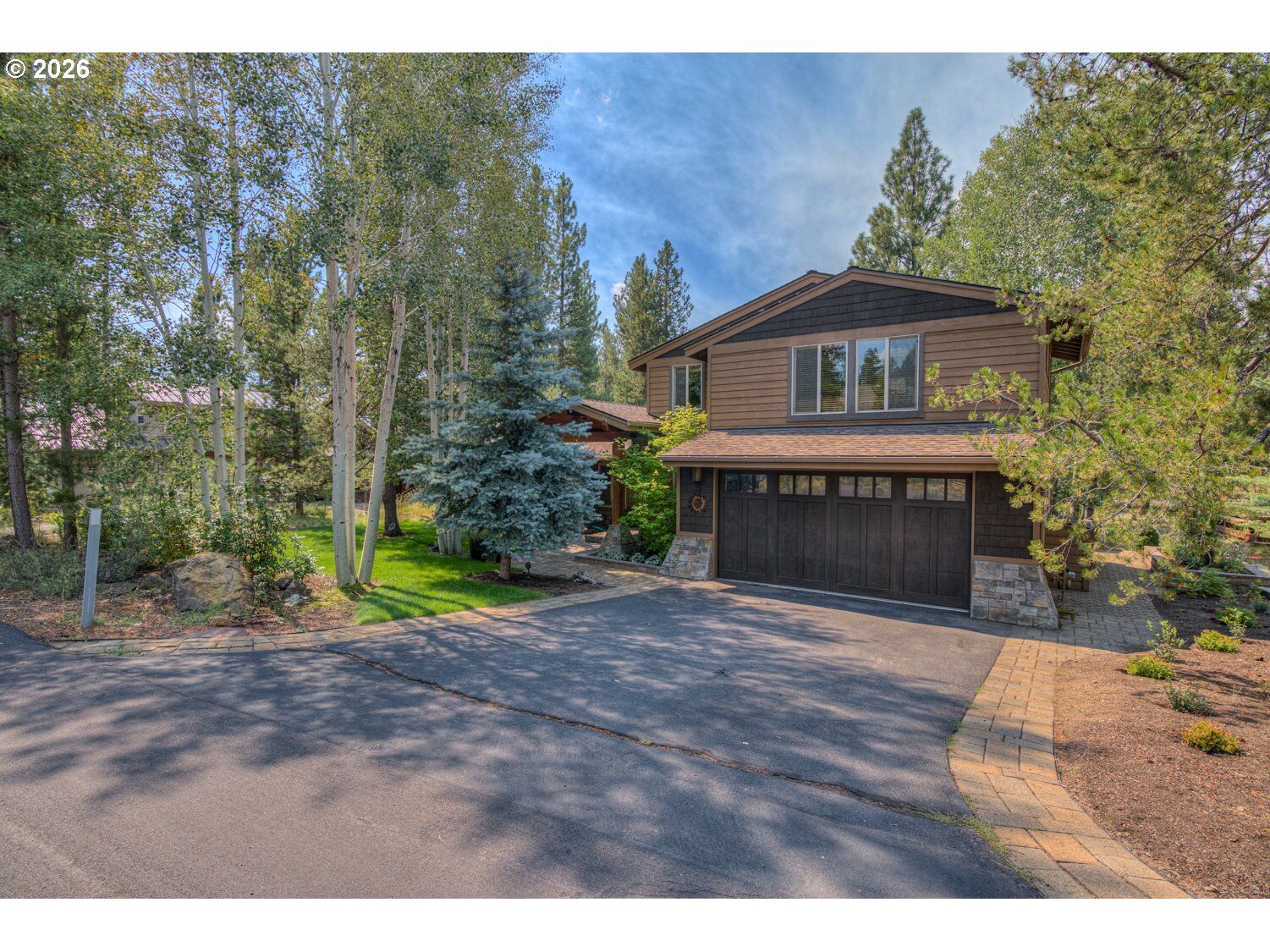 Property Photo: 58017 Tokatee Ln OR 97707