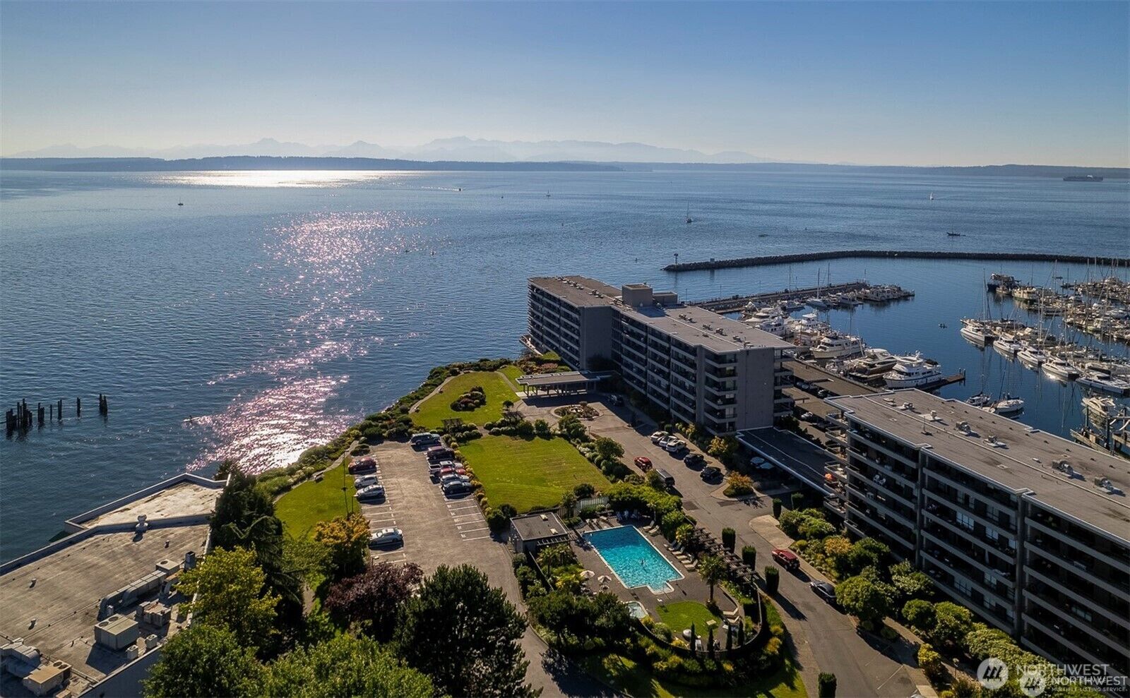 Property Photo:  6535  Seaview Avenue NW 104B  WA 98117 