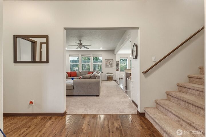 Property Photo:  75  Dresden Court  WA 99362 