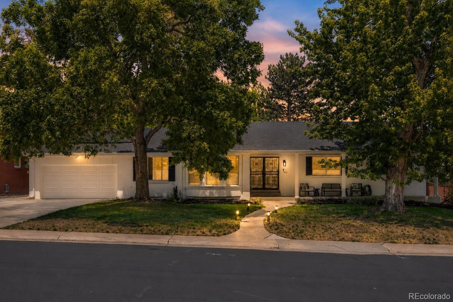 Property Photo:  3941 S Hillcrest Drive  CO 80237 