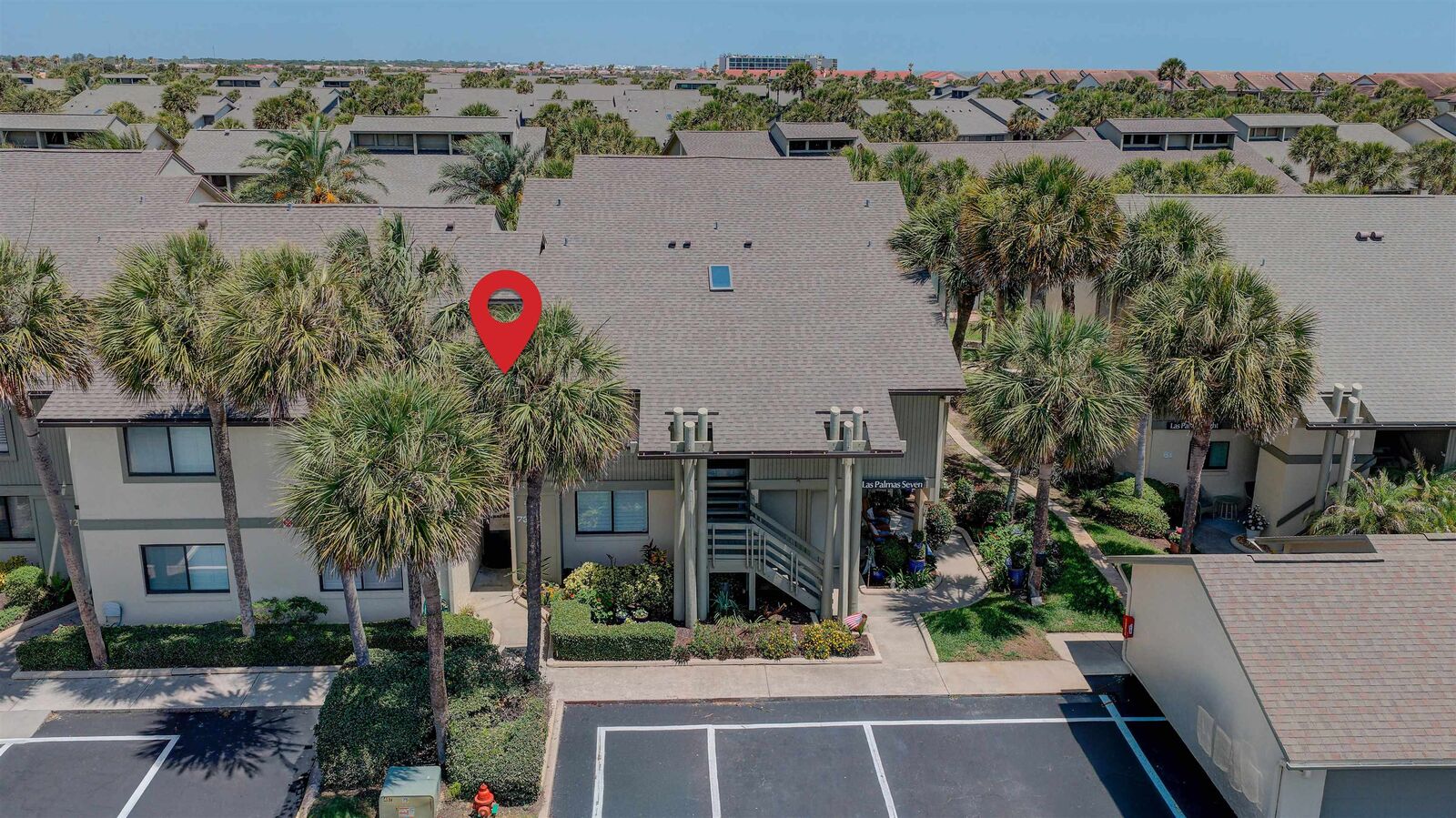 Property Photo: 73 Village Las Palmas Cir FL 32080