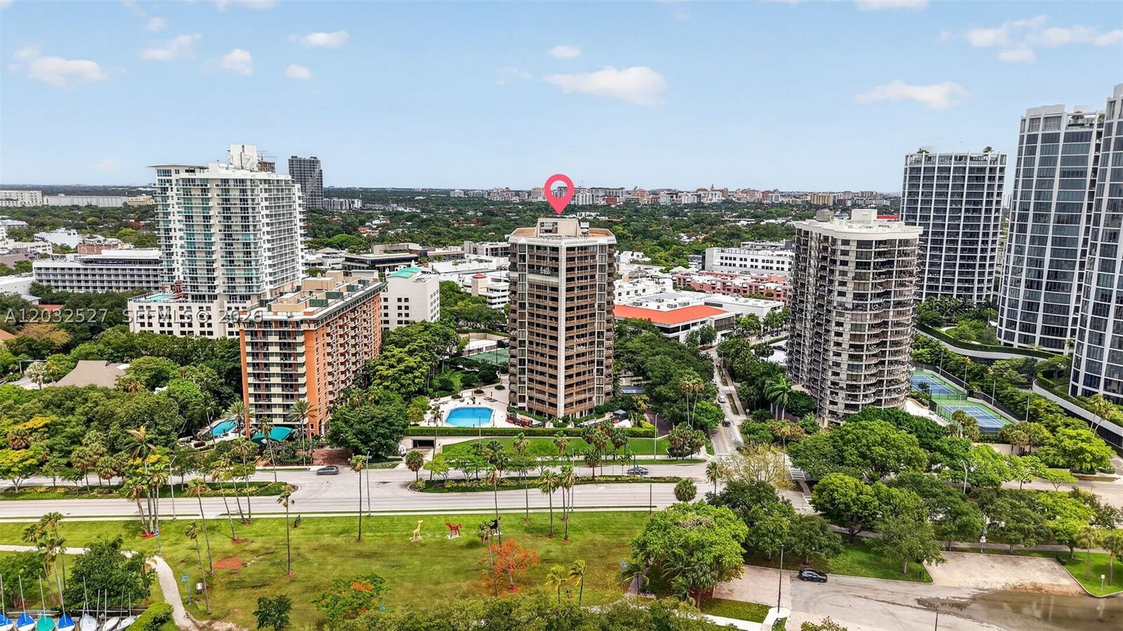 Property Photo:  2901 S Bayshore Dr 4A  FL 33133 