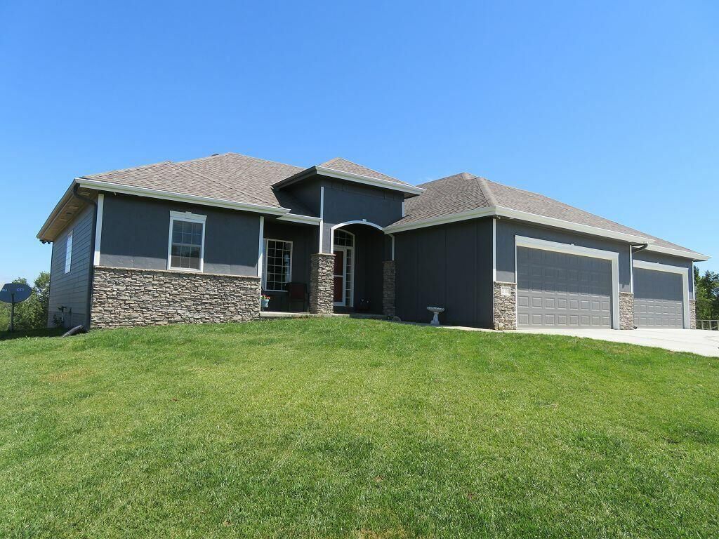 Property Photo: 21156 Highway 92 IA 51503
