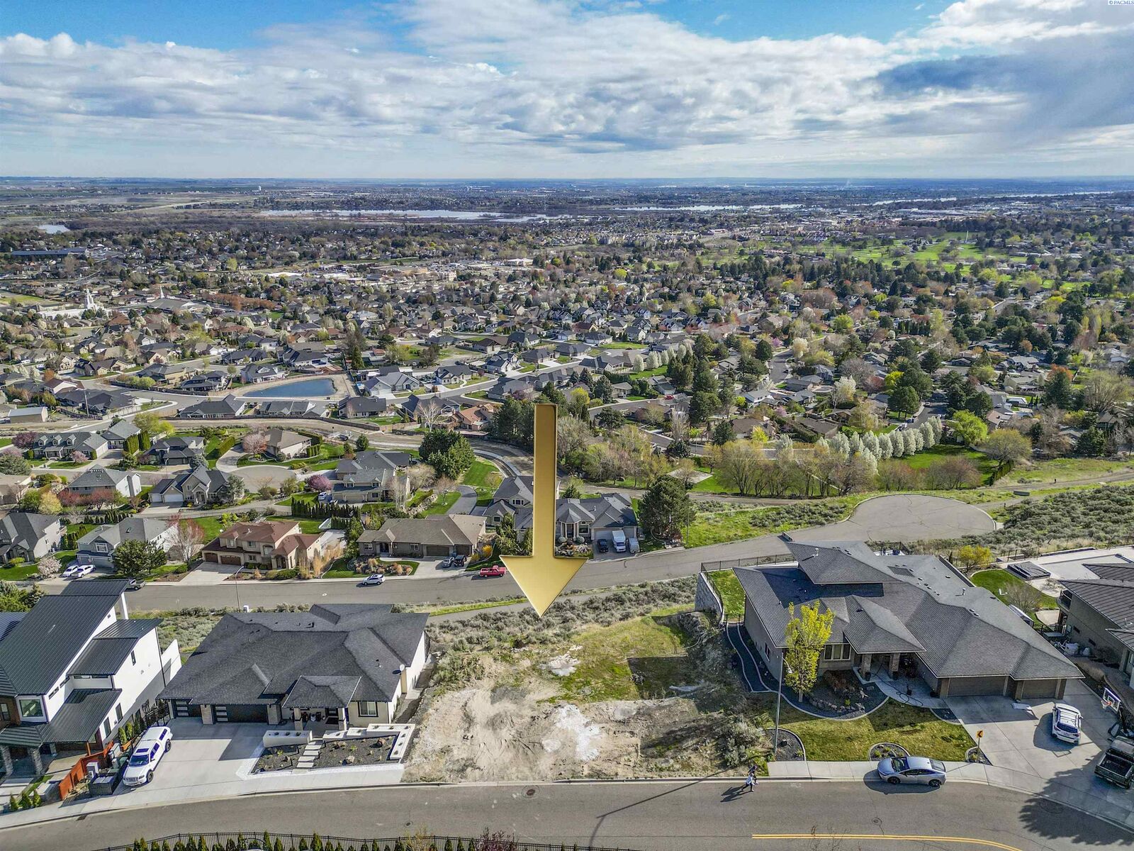 Property Photo:  2420 Morency Drive  WA 99352 