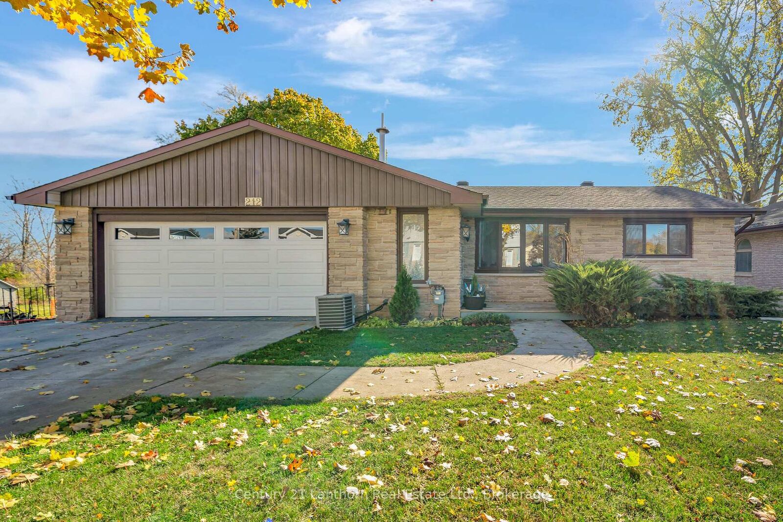 Property Photo:  212 Main Street  ON K0K 1X0 