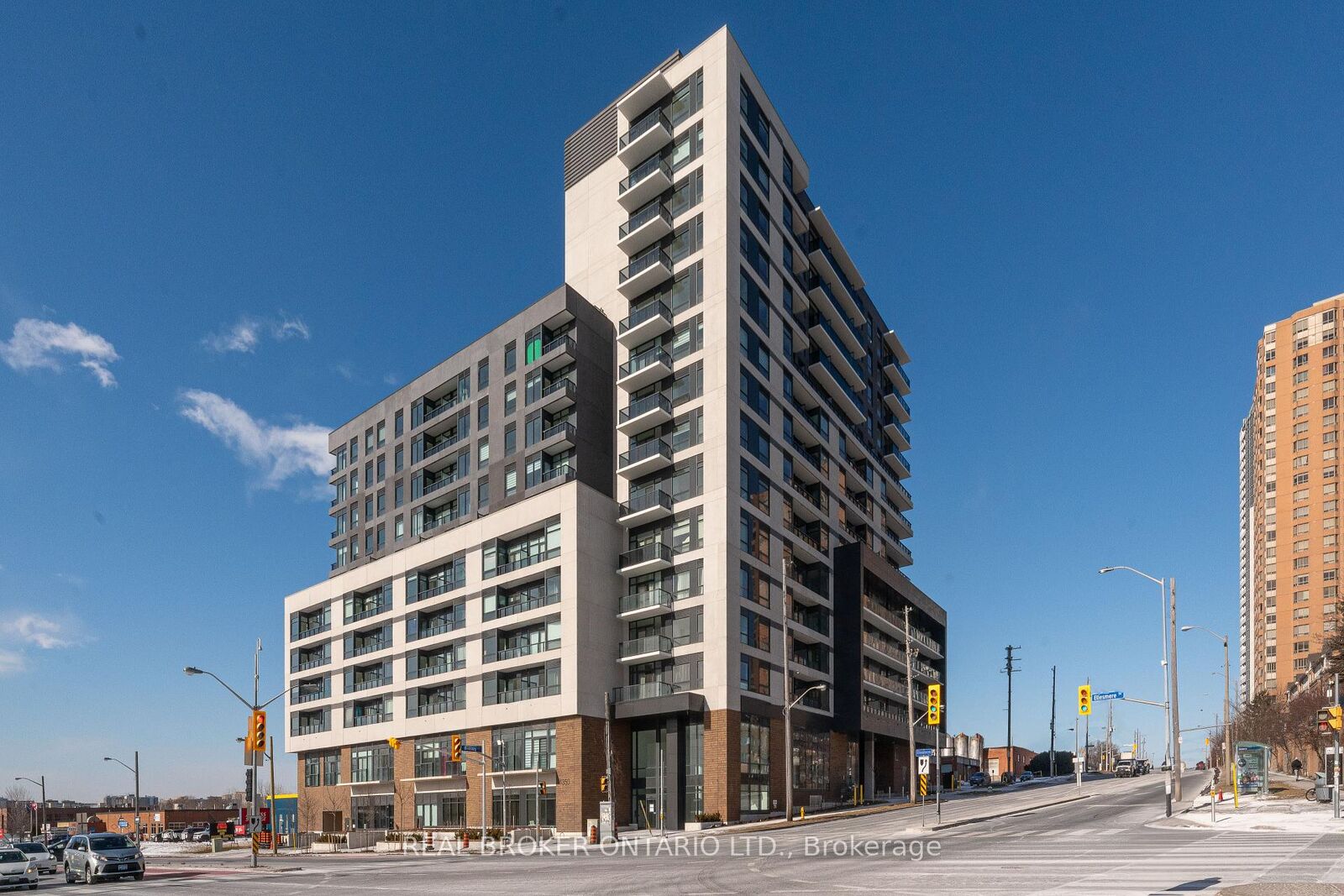 Property Photo:  1350 Ellesmere Road 327  ON M1P 0G6 