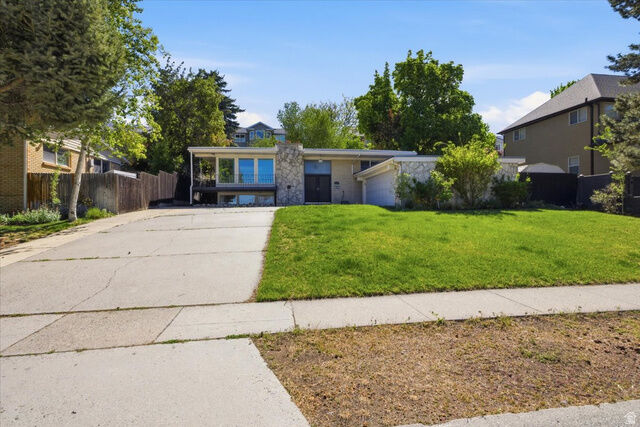 Property Photo: 6557 S 2600 E UT 84121
