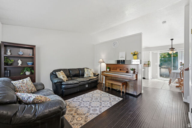 Property Photo:  197 N 400 W  UT 84015 