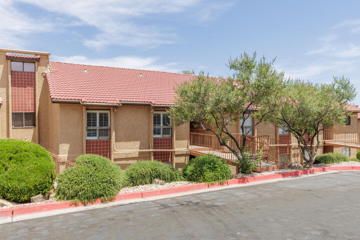 Property Photo:  161 W 950 S D6  UT 84770 