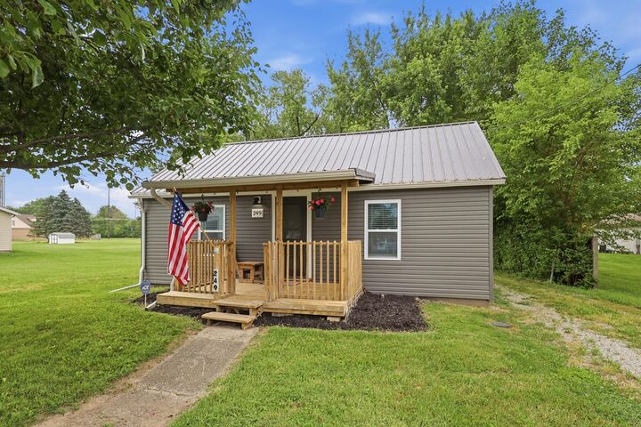 Property Photo: 249 W Mound Street OH 45368