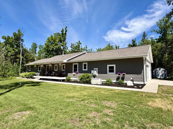 Property Photo: 1539 Mullett Lake Woods Road MI 49721