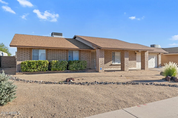 Property Photo: 3939 W Anderson Drive AZ 85308