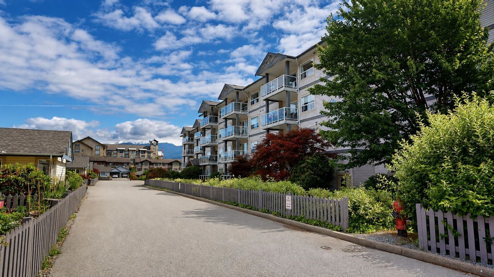 Property Photo: 1203 Pemberton Avenue 107 BC V8B 0J7