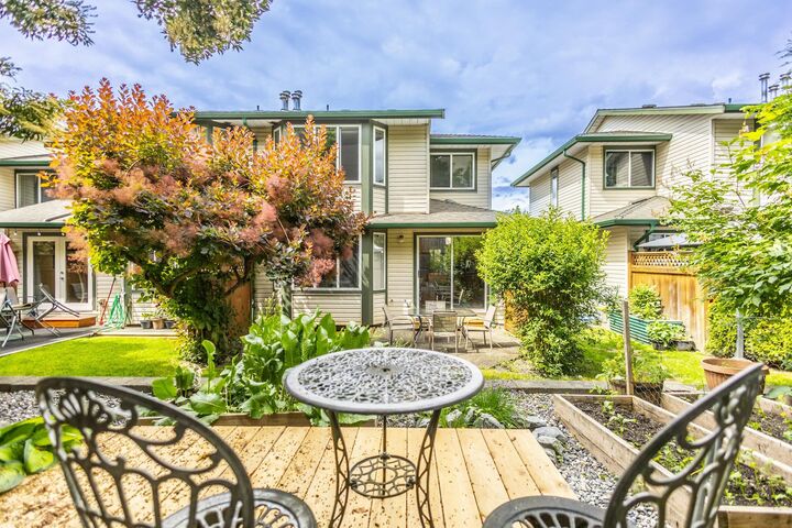 Property Photo: 8863 216 Street 19 BC V1M 2G9