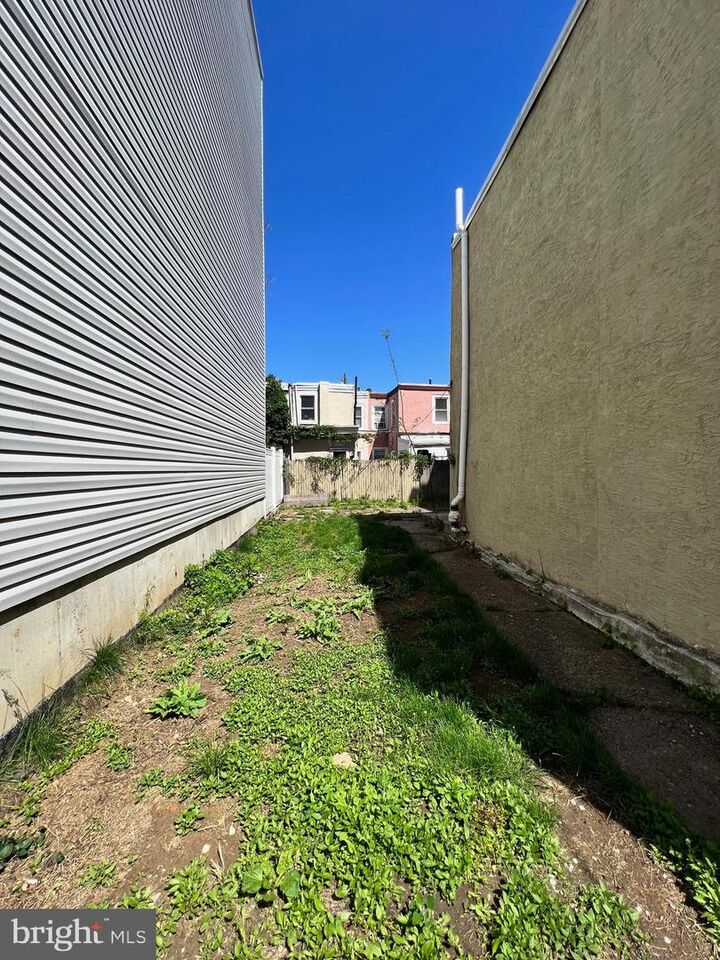 Property Photo:  2652 Agate Street  PA 19125 