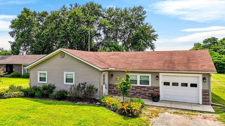 Property Photo: 17309 Ringgold Northern Road OH 43103