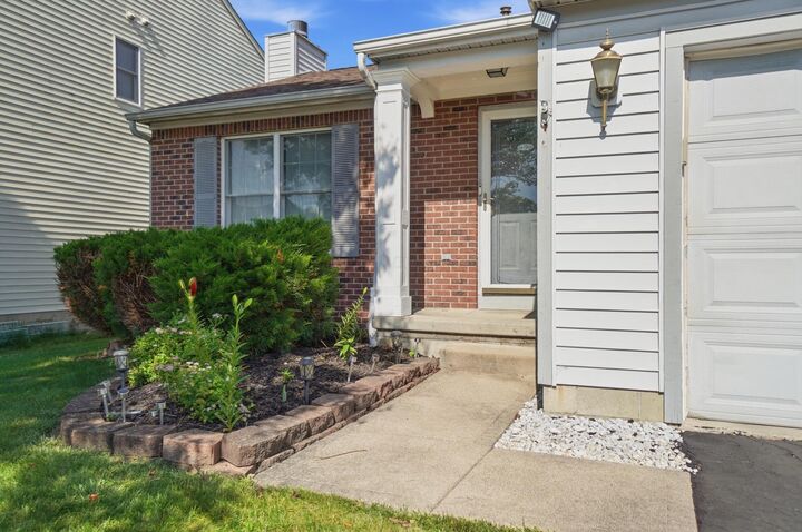 Property Photo: 265 Westedge Court OH 43119