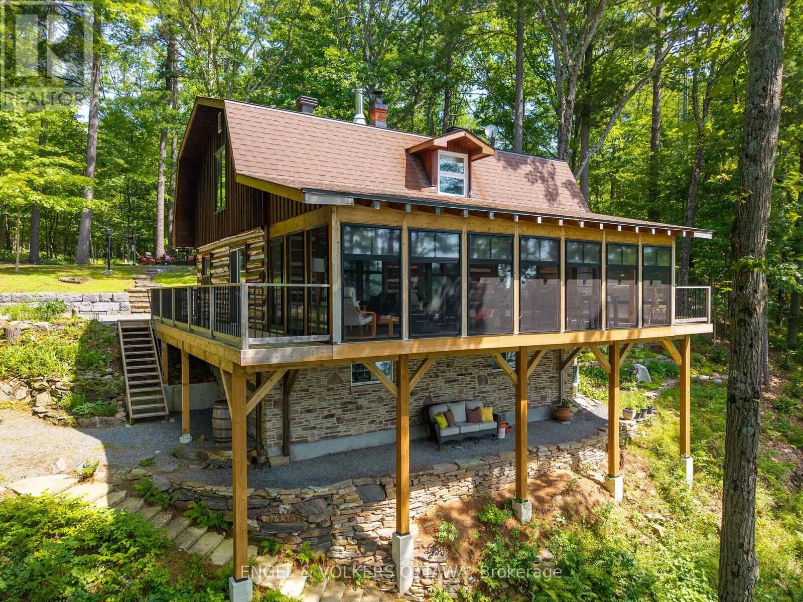 Property Photo:  216 Connies Lane  ON K0G 1X0 