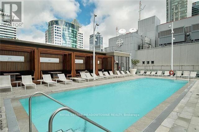 Property Photo:  300 Front Street 601  ON M5V 0E9 