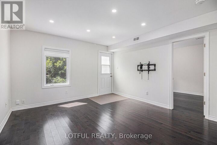 Property Photo:  278 Shakespeare Street 2  ON K1L 5M5 