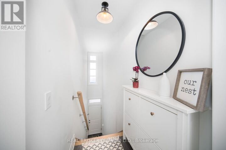 Property Photo:  8167 Kipling Avenue 48  ON L4L 0G4 