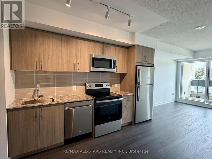 Property Photo:  4010 Eglinton Avenue West 221  ON M9A 0G5 