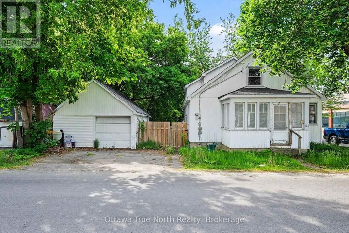 Property Photo:  108 Maley Street  ON K0G 1J0 