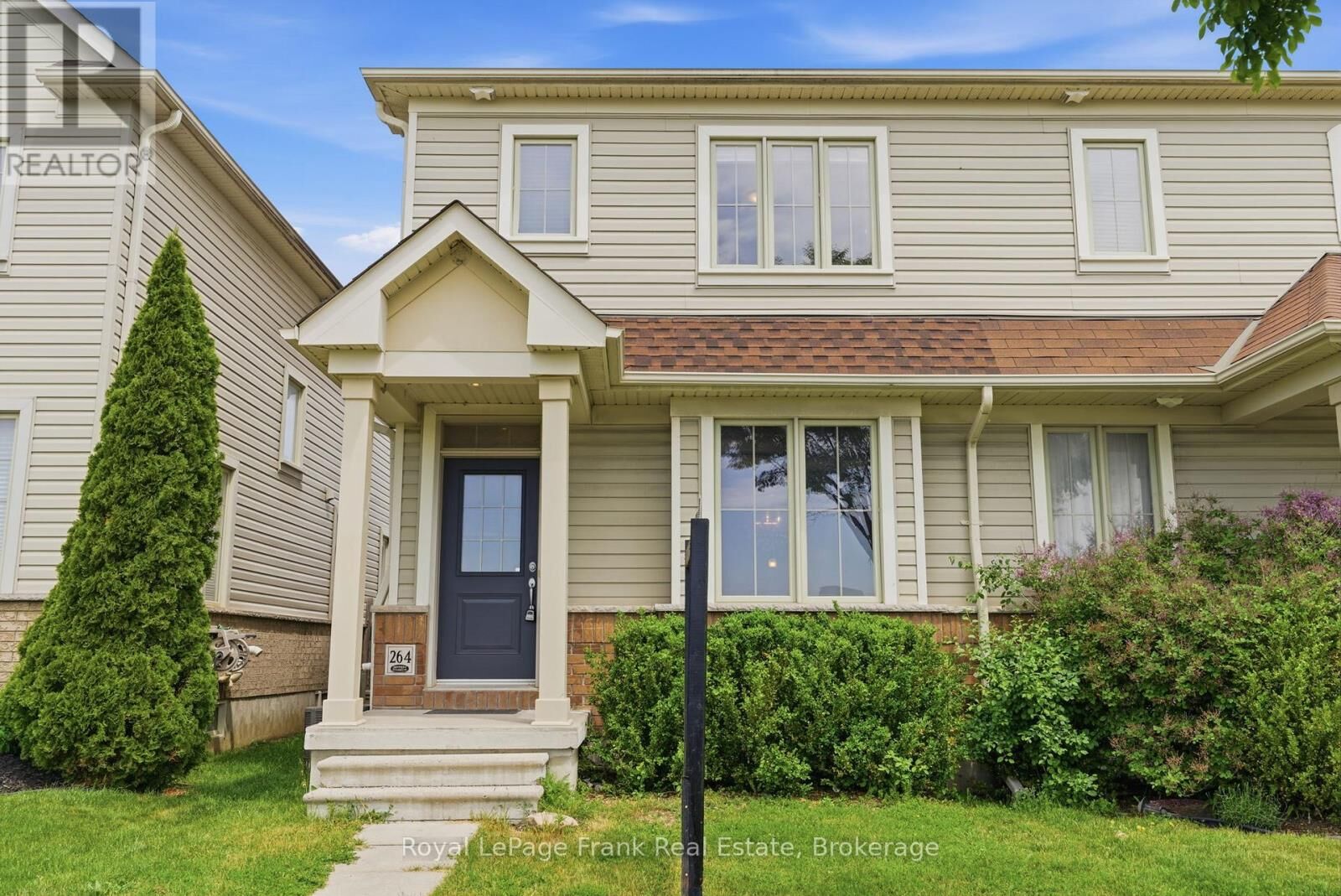 Property Photo:  264 Brookhill Boulevard  ON L1C 0M1 