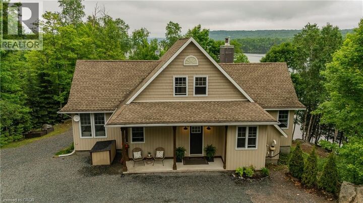 Photo de la propriété: 780 Stanrock Road ON P5A 2S9
