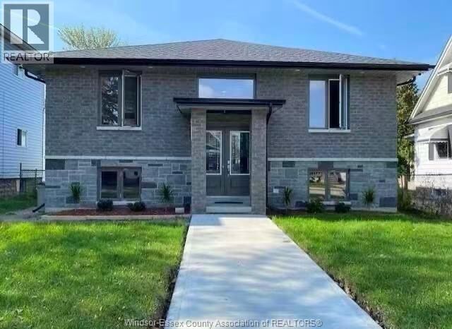 Property Photo:  363 Curry Avenue L3  ON N9B 2B6 