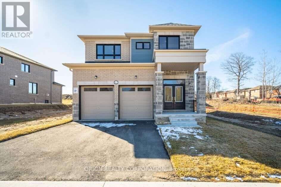 Property Photo:  65 Thicketwood Avenue  ON L9L 0X4 