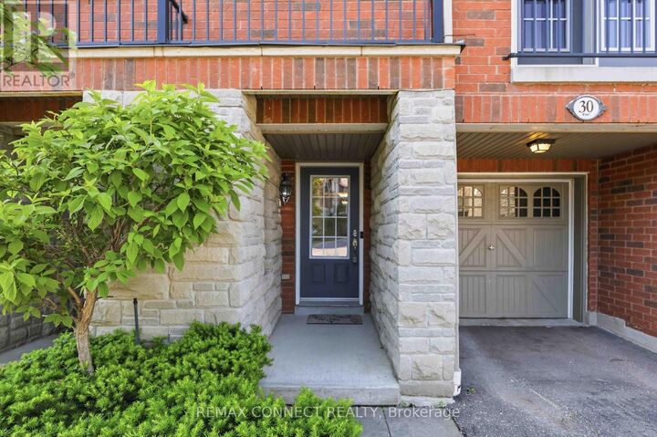 Property Photo:  1701 Finch Avenue 30  ON L1V 0B7 