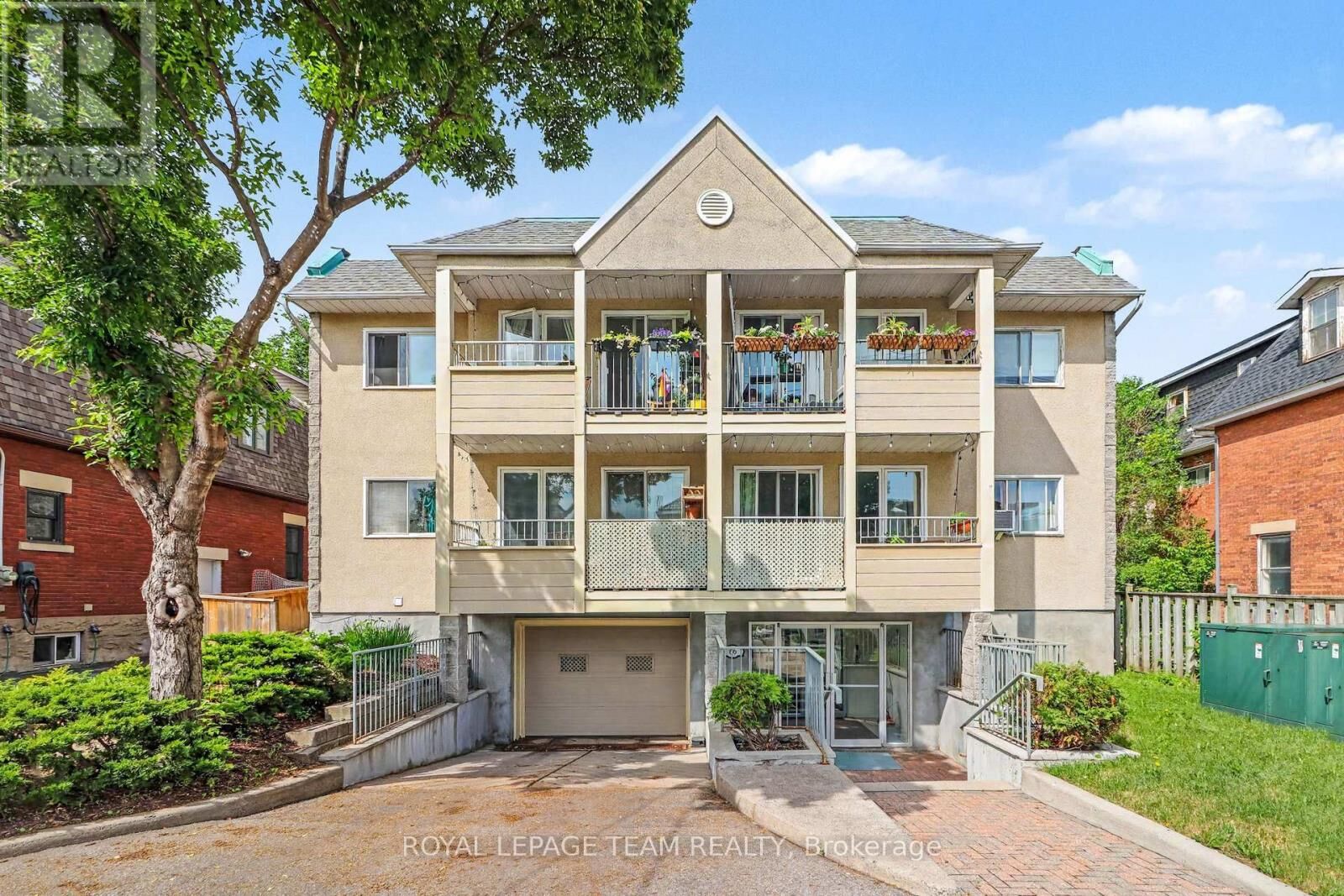 Property Photo:  66 St Francis Street 103  ON K1Y 1W7 