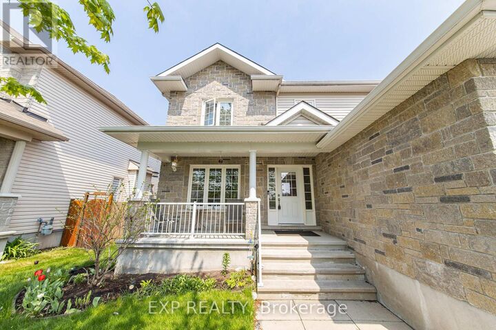 Property Photo:  42 Oasis Street  ON K0A 2M0 