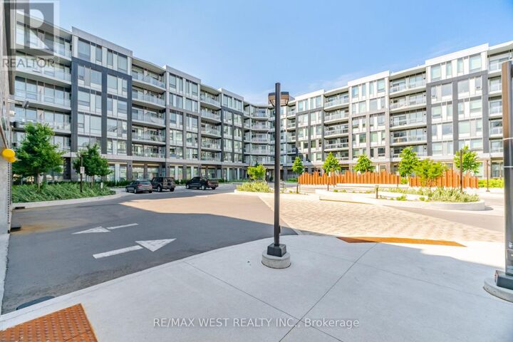 Property Photo: 2501 Saw Whet Boulevard 626 ON L6M 5N2