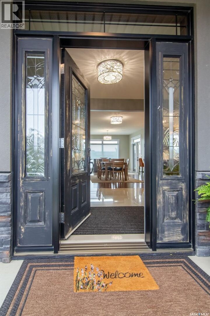 Property Photo:  243 Pohorecky Street  SK S7W 0J3 