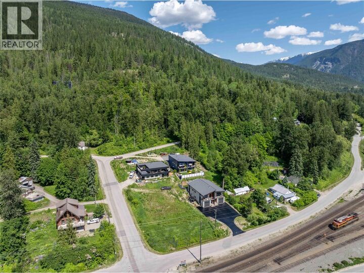 Property Photo: 98 Track Street BC V0E 2S0