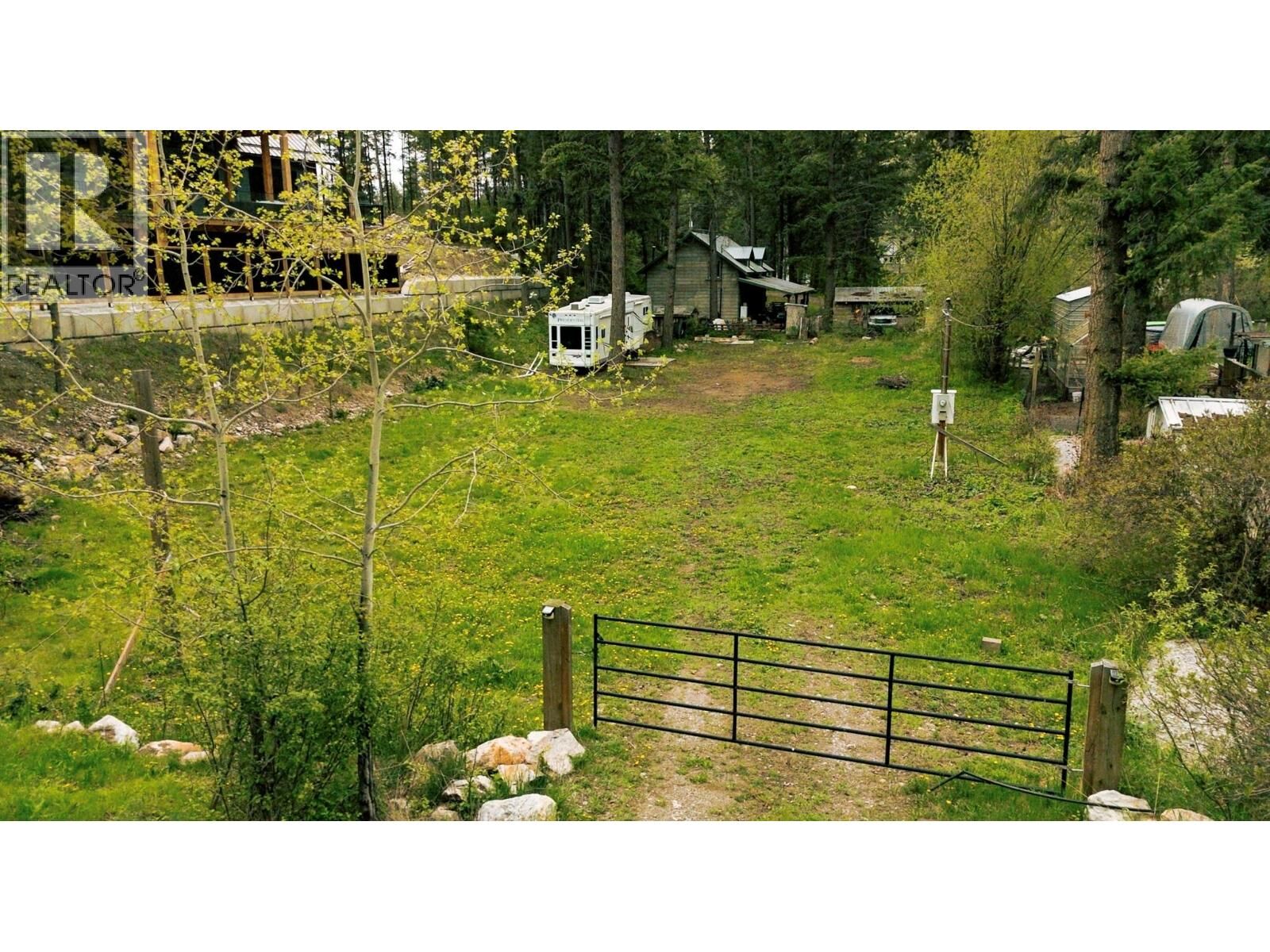 Property Photo:  861 Firwood Road  BC V1Z 3W5 