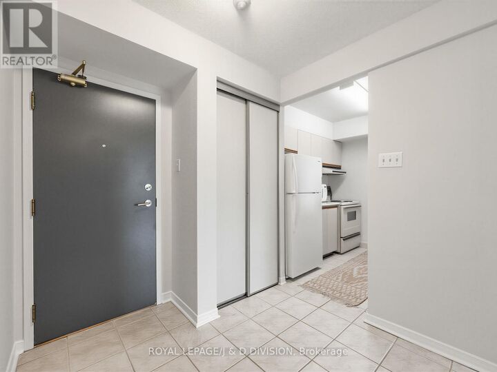 Property Photo: 1665 Pickering Parkway 211 ON L1V 6L4
