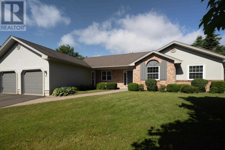 Property Photo:  77 Parkside Drive  PE C1E 1M8 