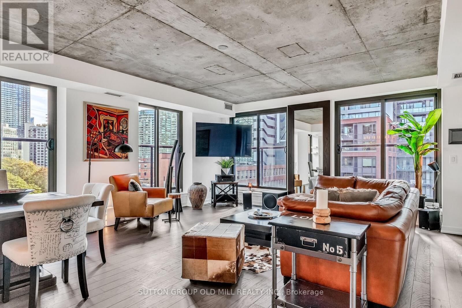Property Photo:  400 Wellington Street West 807  ON M5V 0B5 