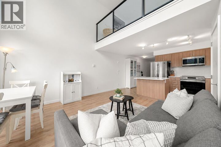 Property Photo:  39767 Government Road 206  BC V8B 0Z1 