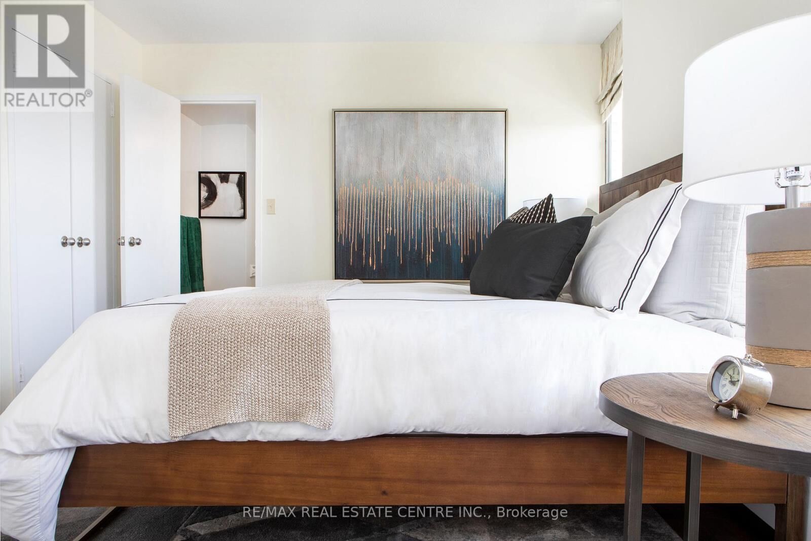 Property Photo:  150 Graydon Hall Drive 1006  ON M3A 3B3 