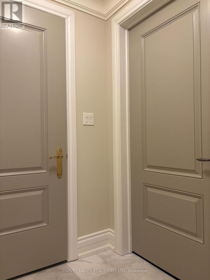 Property Photo:  36 Leone Lane  ON L6P 0K8 