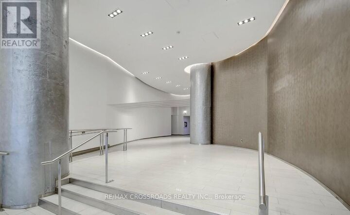 Property Photo:  155 Dalhousie Street 732  ON M5B 2P7 
