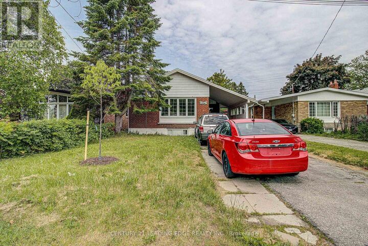 Property Photo:  124 Haileybury Drive  ON M1K 4X5 